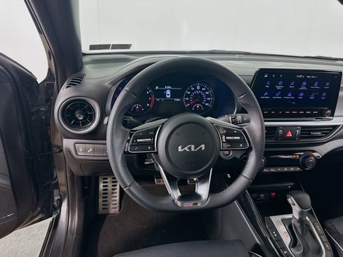 Certified 2023 Kia Forte GT-Line w/ GT-Line Premium Package image 18