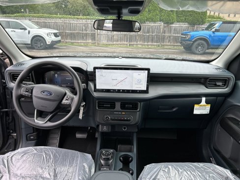 New 2025 Ford Maverick XL image 18