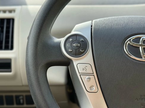 Used 2012 Toyota Prius V Two image 17