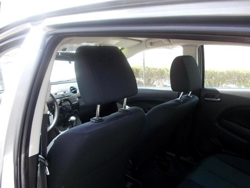 Used 2014 MAZDA MAZDA2 Sport image 26