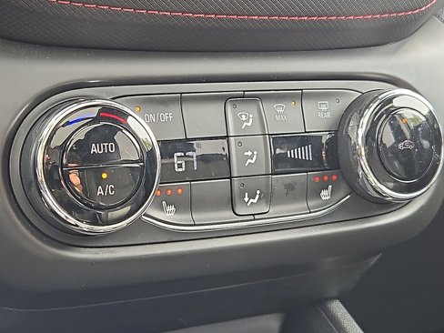 Used 2021 Chevrolet TrailBlazer RS w/ Sun and Liftgate Package image 21
