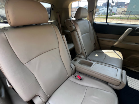 Used 2013 Toyota Highlander FWD image 60
