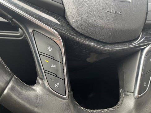 Used 2021 Cadillac XT5 Premium Luxury image 12