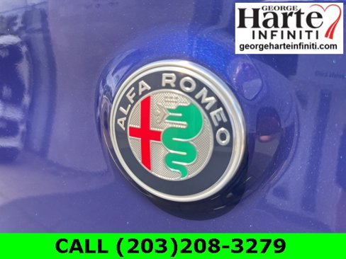 Used 2022 Alfa Romeo Stelvio Ti image 32