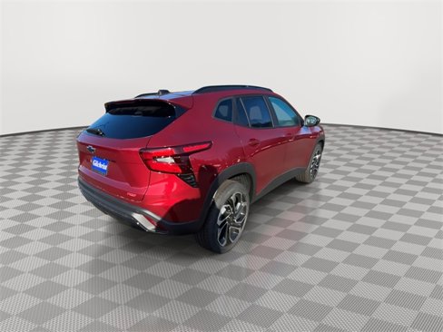 New 2025 Chevrolet Trax RS w/ Sunroof Package image 7