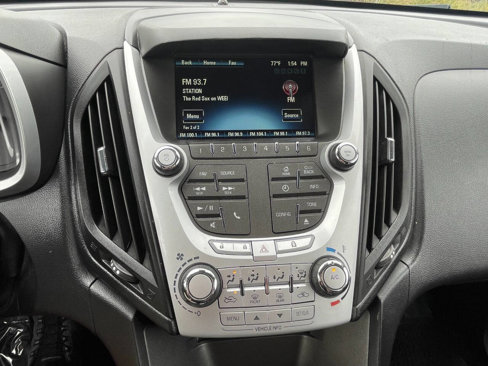 Used 2015 Chevrolet Equinox LT w/ Driver Convenience Package image 12