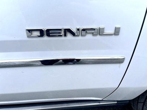Used 2019 GMC Yukon Denali w/ Denali Ultimate Package image 22