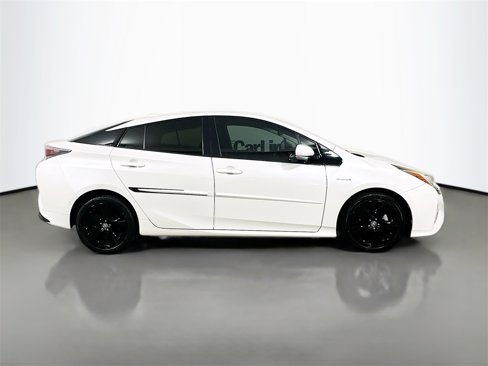Used 2017 Toyota Prius Four Touring image 8