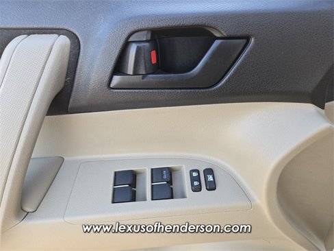 Used 2010 Toyota Highlander 2WD image 22
