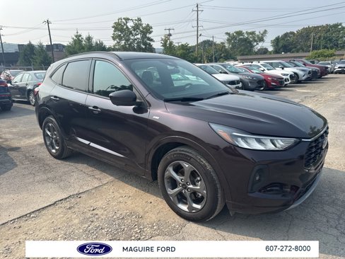 Used 2023 Ford Escape ST-Line Select w/ Tech Pack #2 image 9
