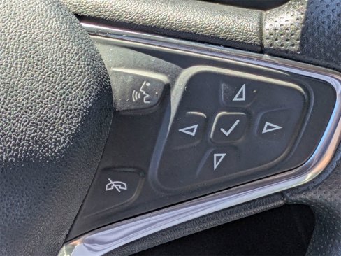 Used 2021 Chevrolet Equinox LT image 12