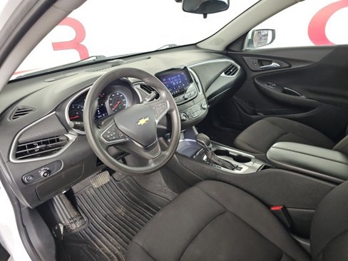Used 2023 Chevrolet Malibu LT image 9