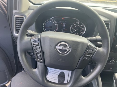 Used 2023 Nissan Frontier SV w/ Technology Package image 11