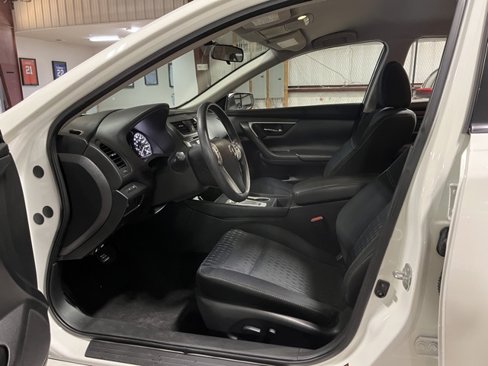 Used 2018 Nissan Altima 2.5 S w/ S Convenience Package image 15