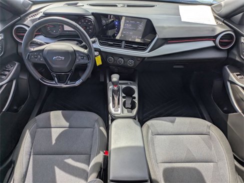 Used 2024 Chevrolet Trax RS w/ Driver Confidence Package image 15