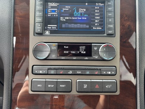 Used 2014 Lincoln Navigator L 2WD image 6