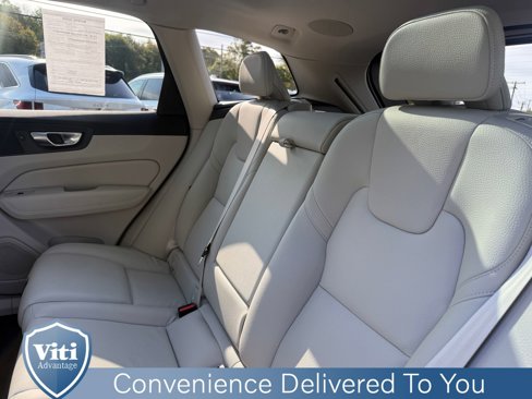 Certified 2023 Volvo XC60 B5 Plus image 22