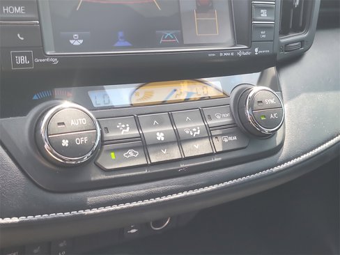 Used 2017 Toyota RAV4 Limited image 21