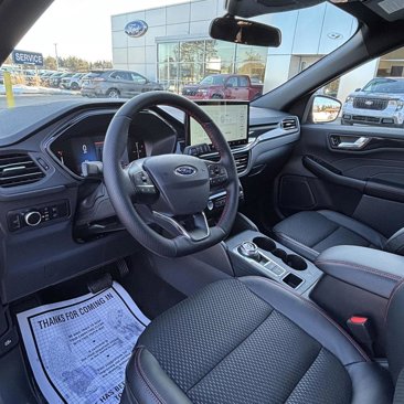 New 2025 Ford Escape ST-Line w/ Tech Pack #1 image 18
