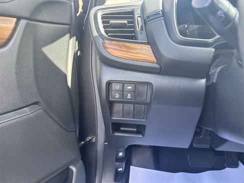 Used 2018 Honda CR-V Touring image 20