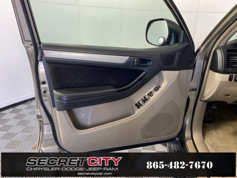 Used 2006 Toyota 4Runner Sport image 12