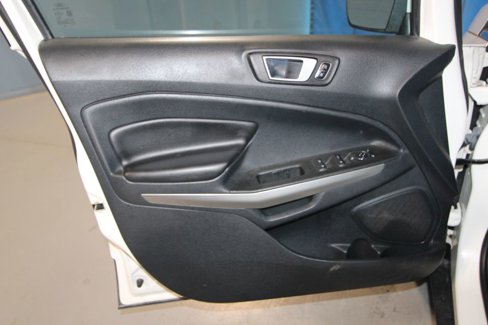 Used 2018 Ford EcoSport Titanium image 5