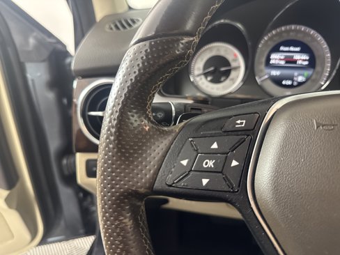 Used 2015 Mercedes-Benz GLK 250 BlueTEC 4MATIC image 29