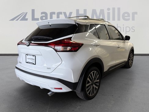 Used 2024 Nissan Kicks SR w/ Interior Electronics Package image 5