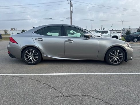 Used 2019 Lexus IS 300 AWD image 4