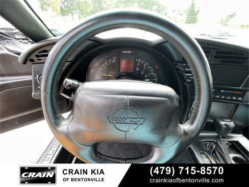 Used 1996 Chevrolet Corvette Coupe image 12