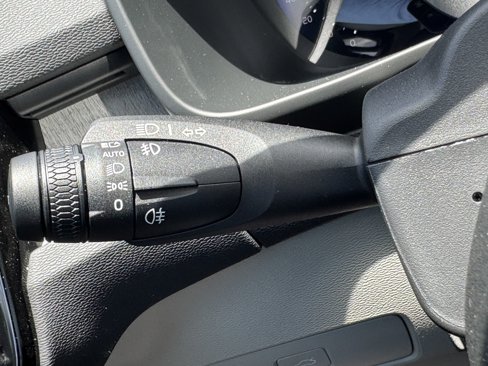 New 2026 Volvo XC40 B4 Plus w/ Protection Package image 27