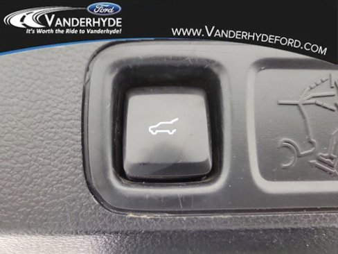 Used 2020 Ford Expedition Max Limited image 11