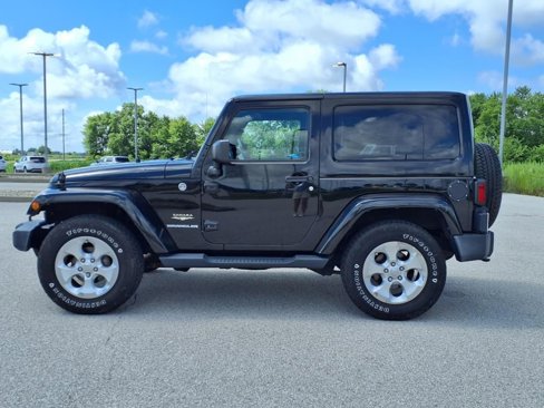 Used 2015 Jeep Wrangler Sahara w/ Dual Top Group image 19