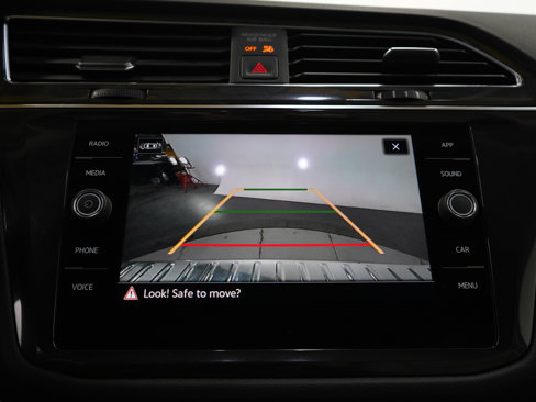 Used 2022 Volkswagen Tiguan SE image 23