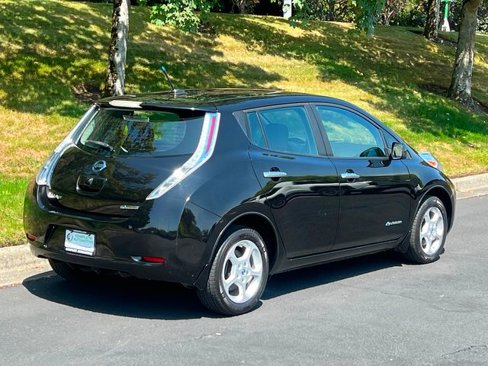 Used 2013 Nissan Leaf SV image 6