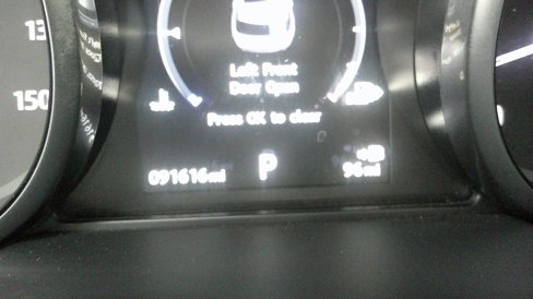 Used 2017 Land Rover Discovery Sport SE image 15