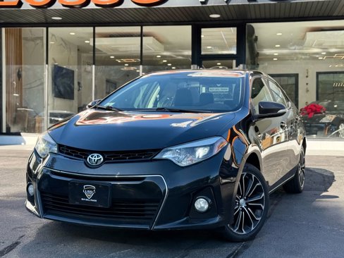 Used 2015 Toyota Corolla S image 1