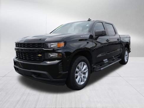 Used 2021 Chevrolet Silverado 1500 Custom image 3