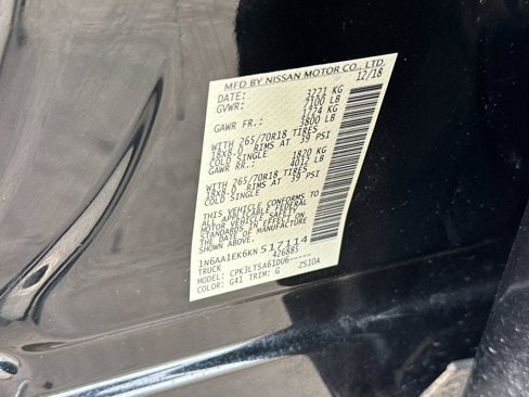 Used 2019 Nissan Titan SV image 26