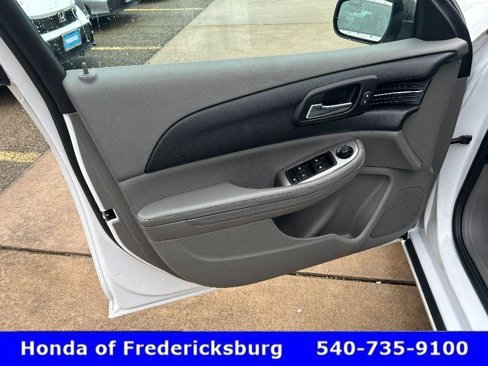 Used 2015 Chevrolet Malibu LS image 14