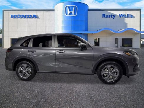 New 2026 Honda HR-V LX image 2