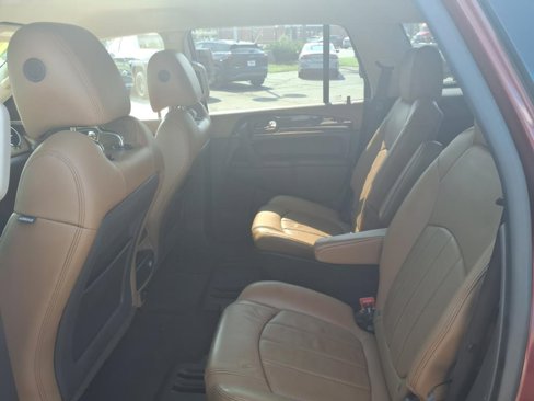 Used 2017 Buick Enclave Leather image 8