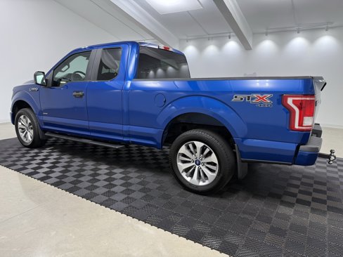Used 2017 Ford F150 XL w/ Equipment Group 101A Mid image 5