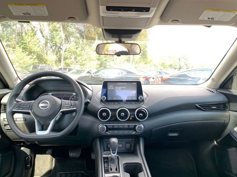 Used 2024 Nissan Sentra SV image 31