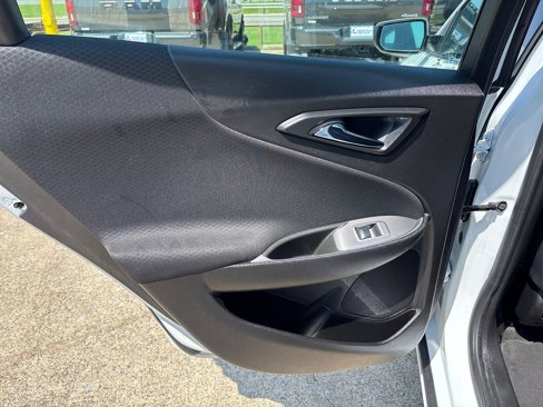 Used 2024 Chevrolet Malibu LT image 24