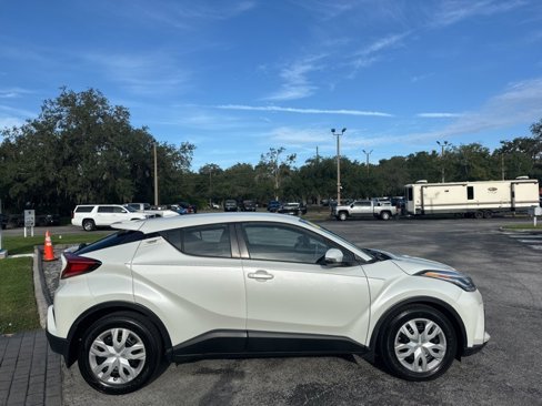 Used 2021 Toyota C-HR LE image 45