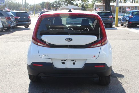 Used 2021 Kia Soul S image 4