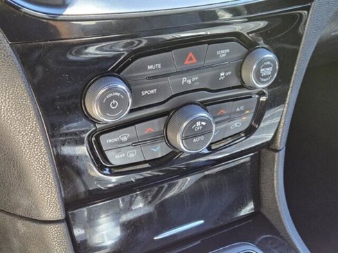 Used 2022 Chrysler 300 S image 29