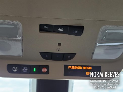 Used 2018 Buick Envision Essence image 32
