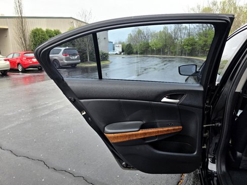 Used 2012 Honda Accord EX-L image 32